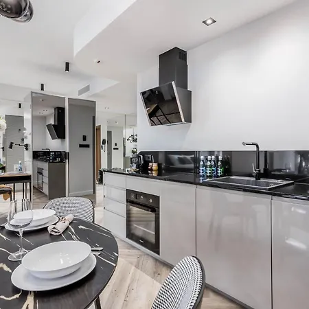 Deo Plaza - Apartamenty W Sercu Gdanska By Rent Like Home Exterior photo