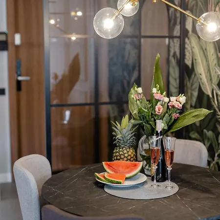 Deo Plaza - Apartamenty W Sercu Gdanska By Rent Like Home Exterior photo