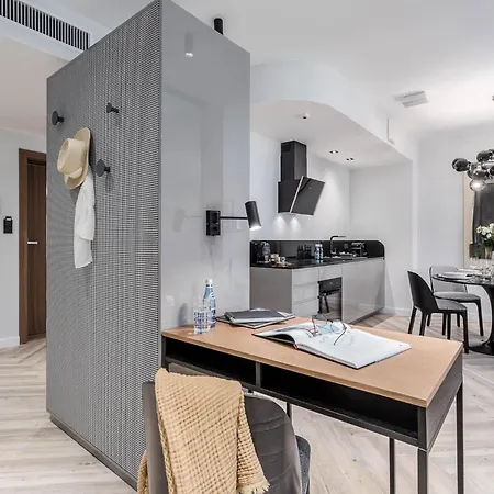 Deo Plaza - Apartamenty W Sercu Gdanska By Rent Like Home Exterior photo